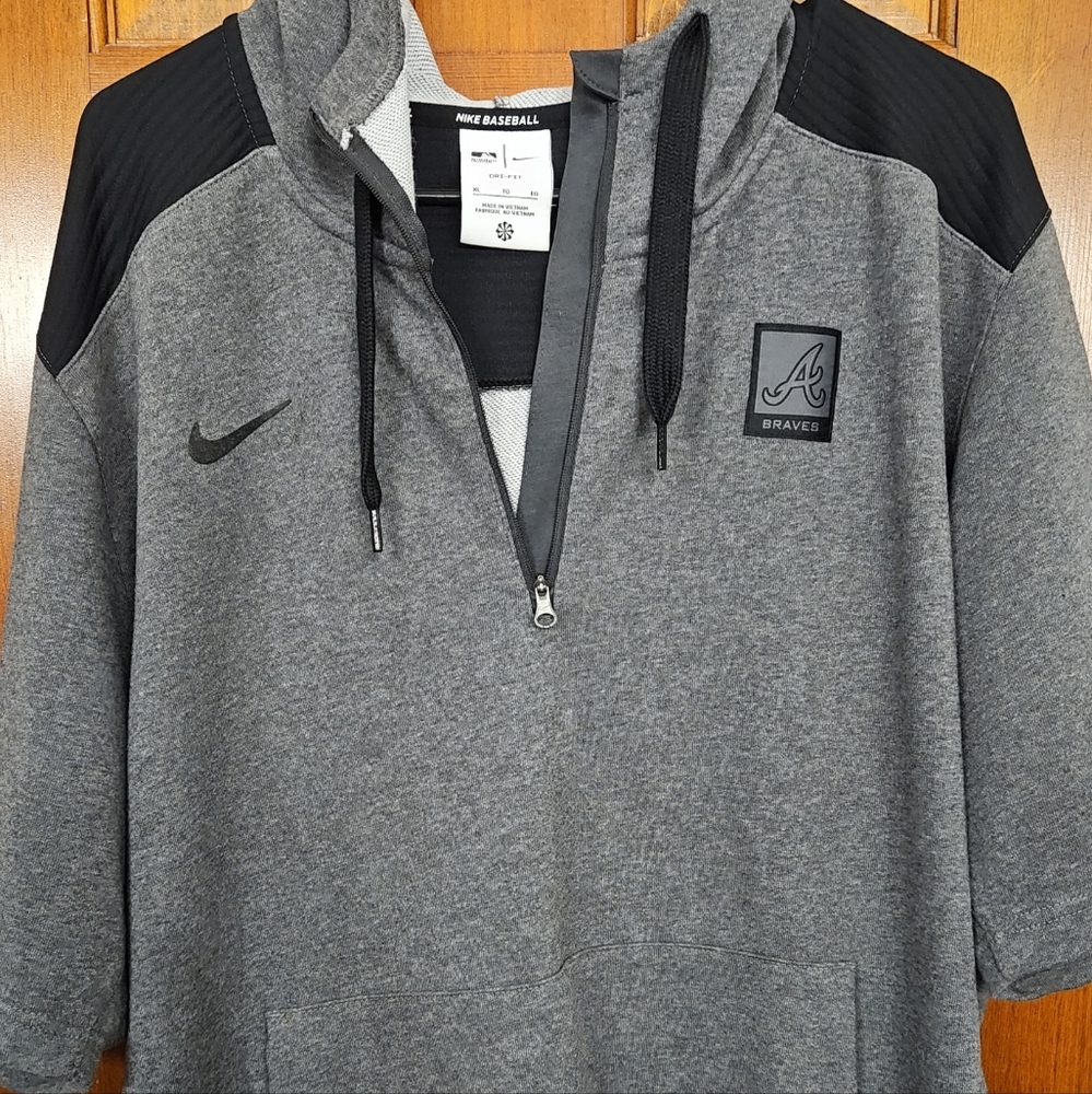 Atlanta braves nike hoodie short sleeve